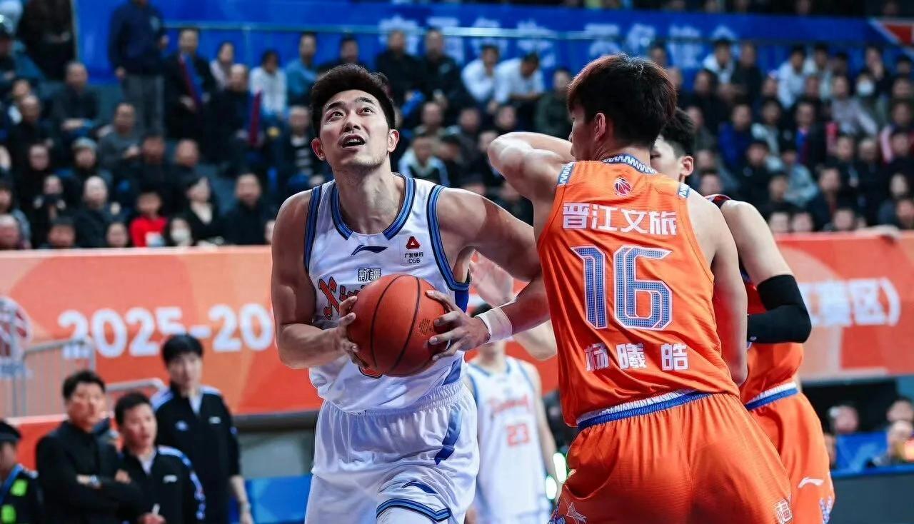 开云网站入口官网-CBA豪门摆烂！两名主力赛季报销，外援也不换了
